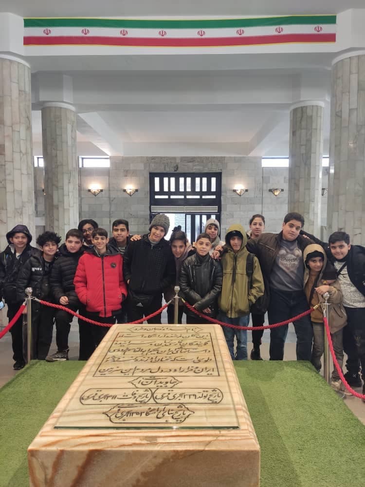 برگزاری اردوی مشهد مقدس